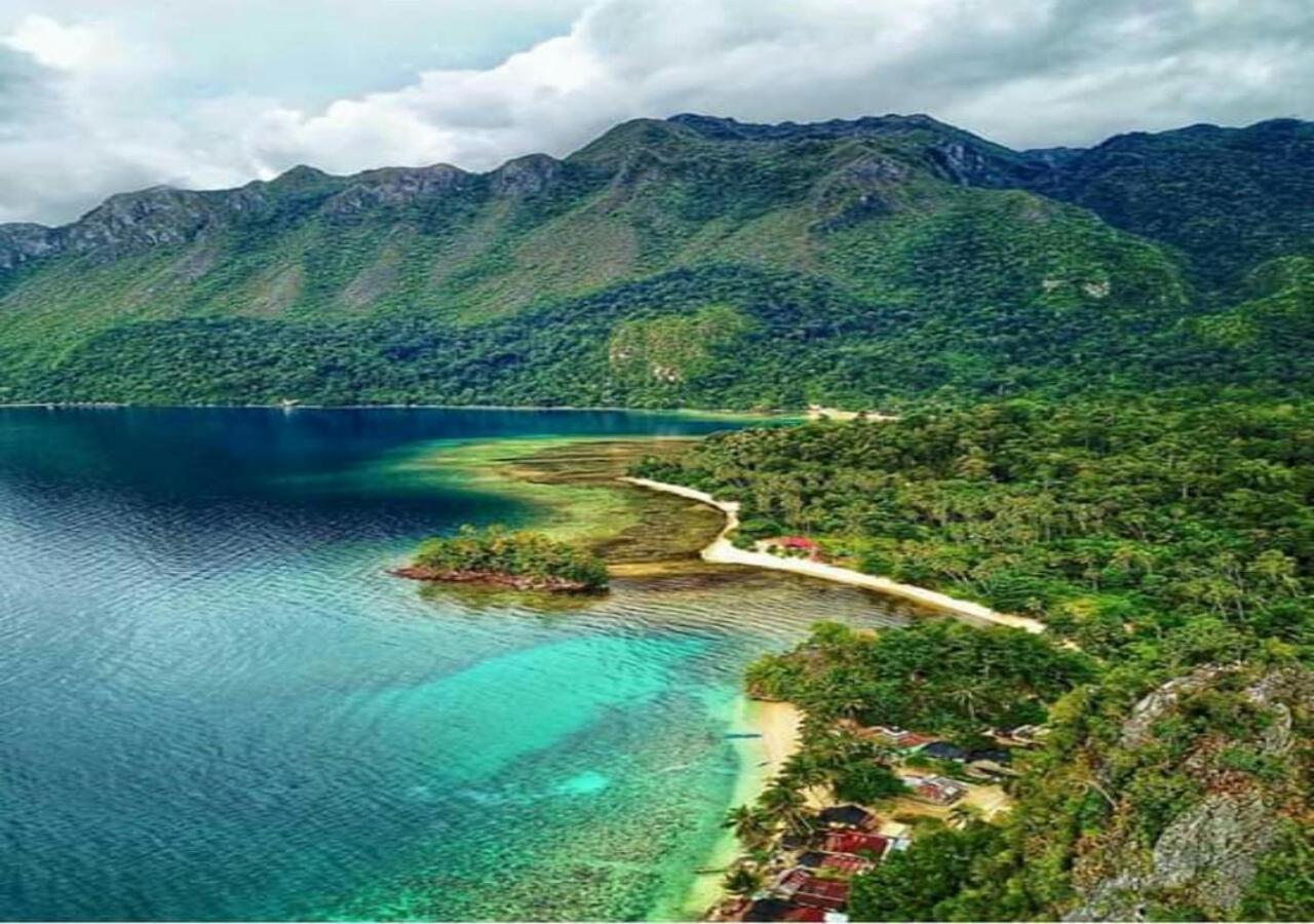 Nusa Nalan Beach Resort Rumah Olat Exterior photo